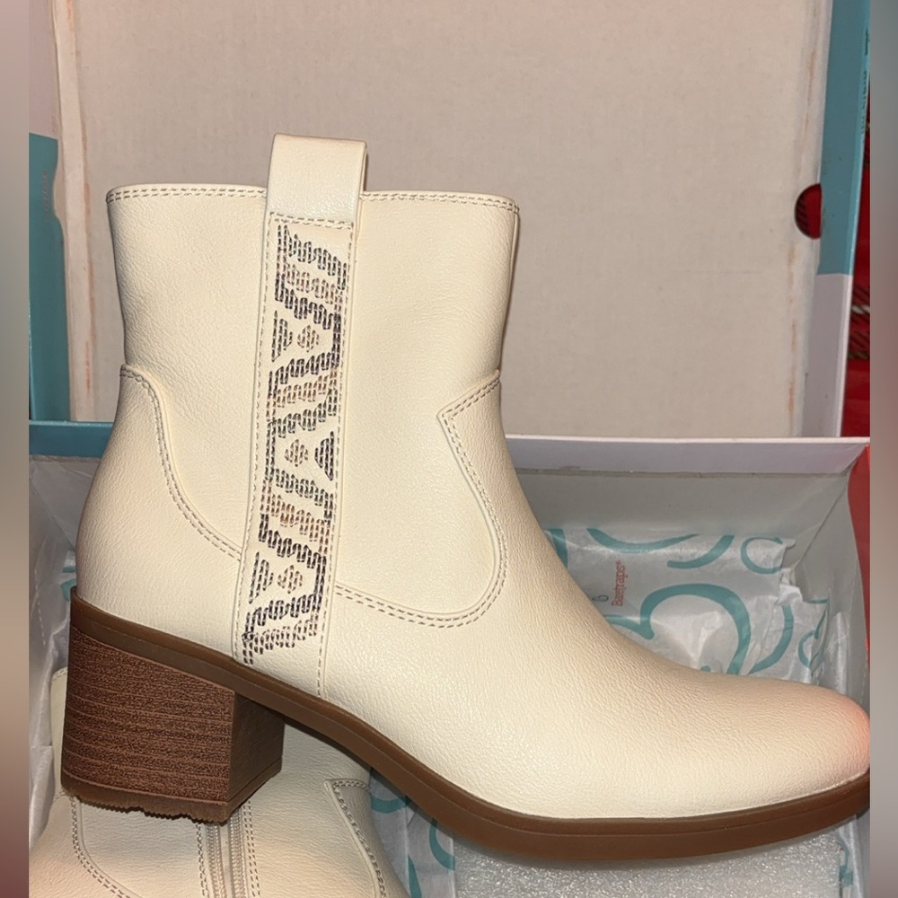 BareTraps Cream Heeled Boots with Patterned Accent